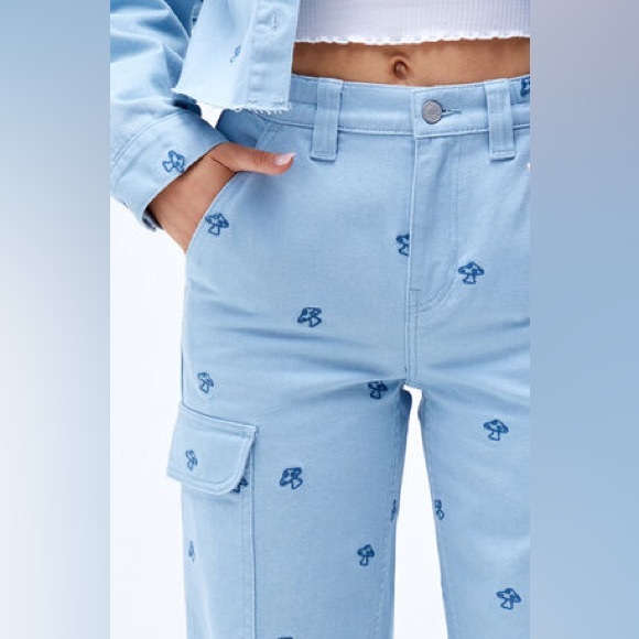 Pacsun Mushroom-Embroidered Baggy Cargo Pants - Picture 3 of 9
